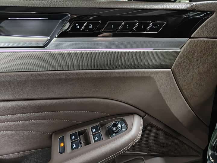 Фото 8 - Volkswagen Phideon