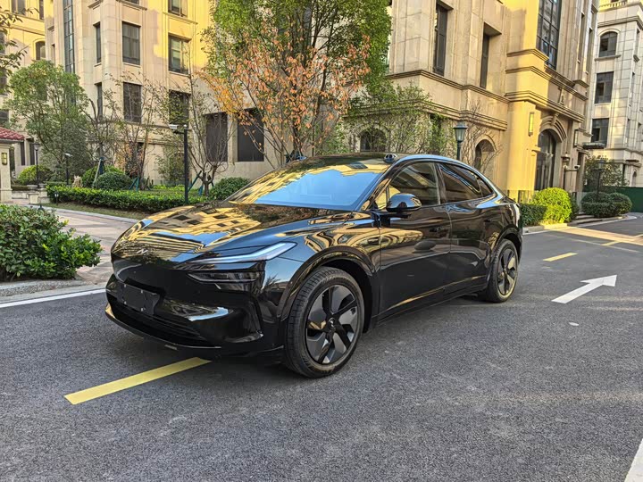 Фото 1 - Nio Onvo L60