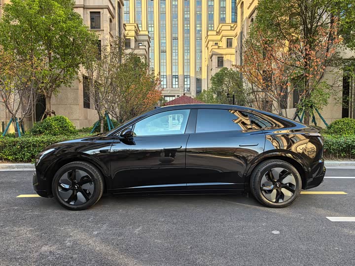 Фото 4 - Nio Onvo L60