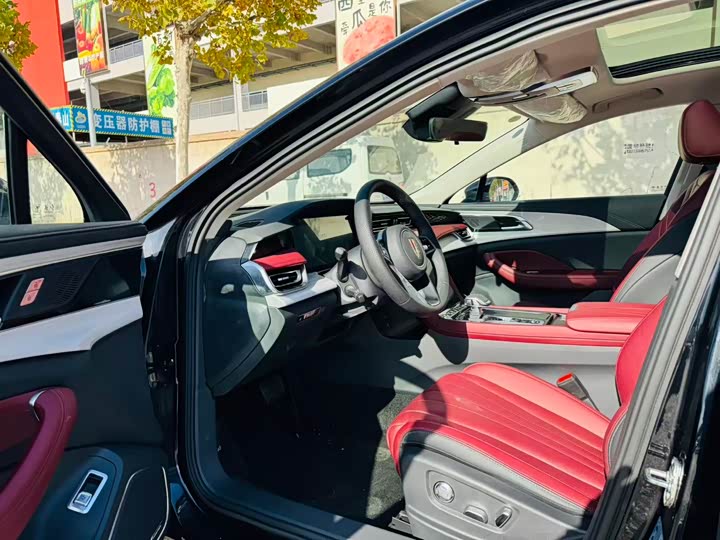 Фото 5 - Hongqi H5 Hybrid