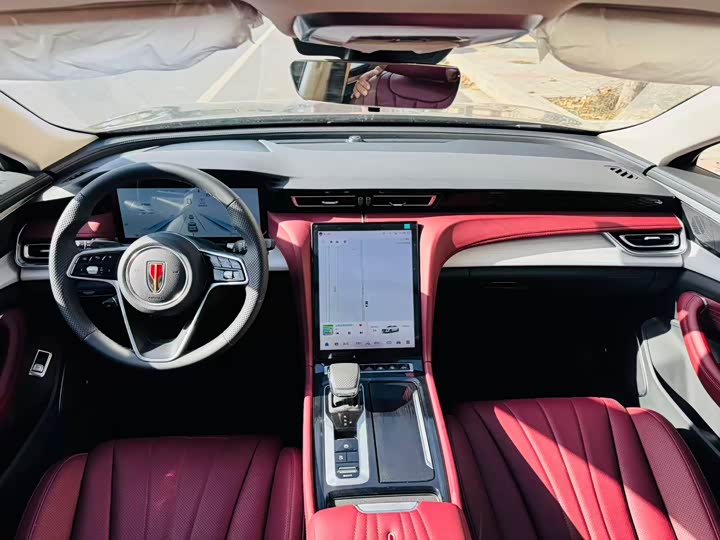 Фото 6 - Hongqi H5 Hybrid