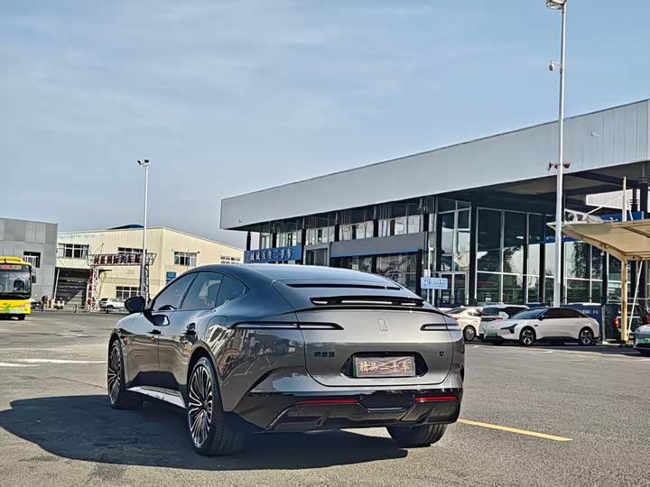 Фото 7 - Avatr 12