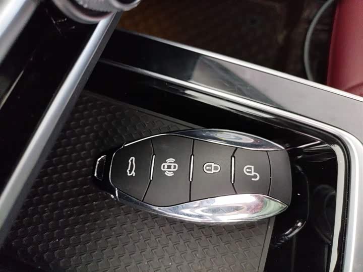 Фото 9 - Hongqi HS5