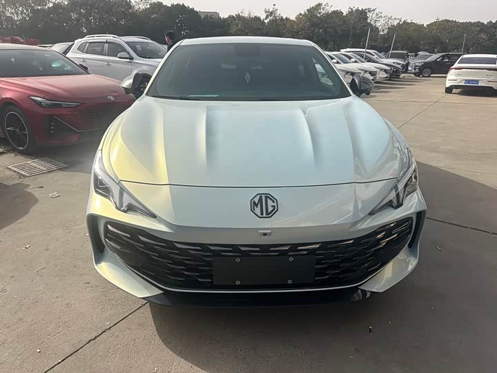 Фото 1 - MG Motor 7