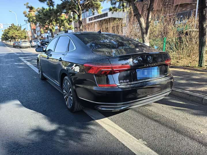 Фото 4 - Volkswagen Passat