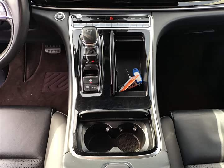 Фото 14 - GAC Trumpchi M8