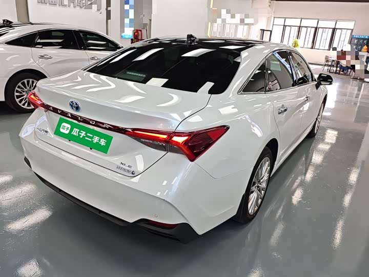 Фото 7 - Toyota Avalon