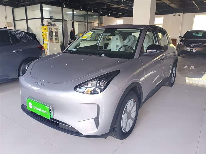 Фото 1 - Geely Galaxy Geome