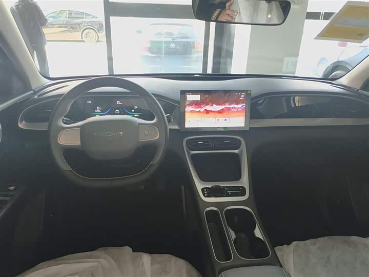 Фото 10 - Geely Galaxy Geome