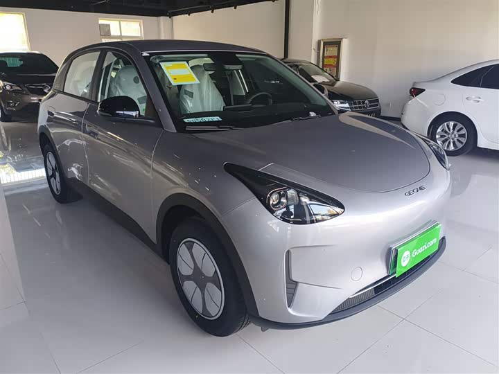 Фото 4 - Geely Galaxy Geome