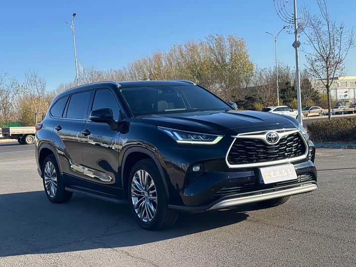 Фото 3 - Toyota Highlander