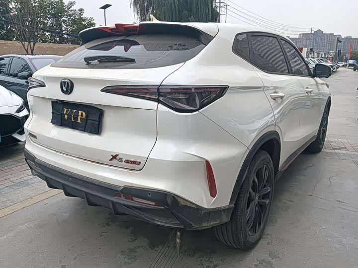 Фото 14 - Changan X5 Plus