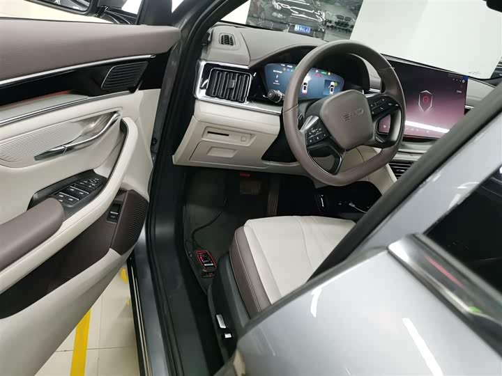 Фото 13 - BYD Song Plus Hybrid/EV