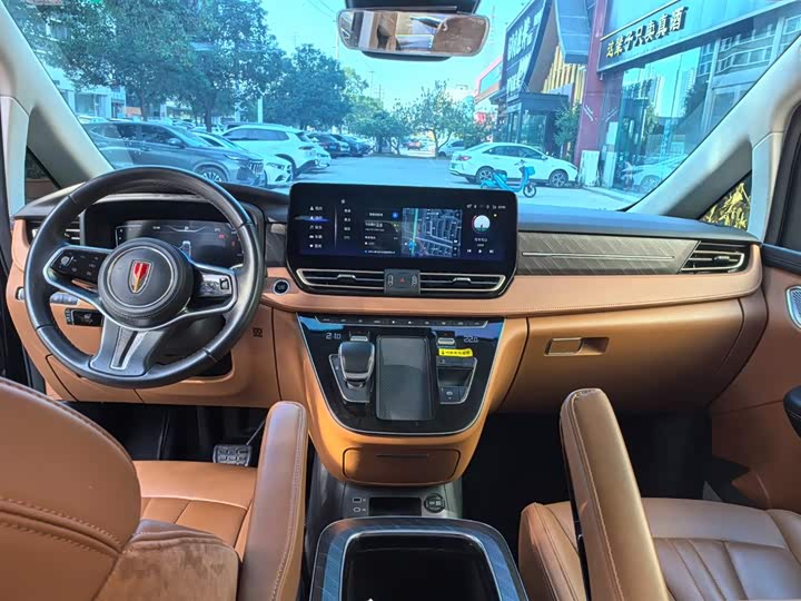 Фото 5 - Hongqi HQ9