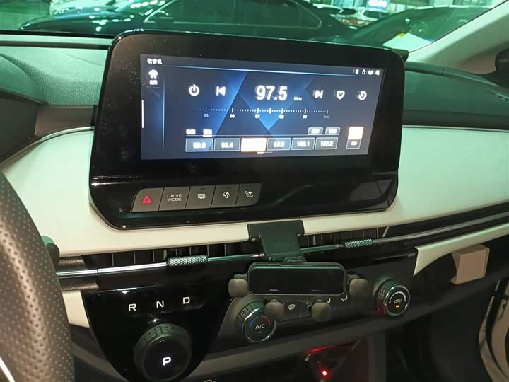 Фото 13 - Bestune NAT