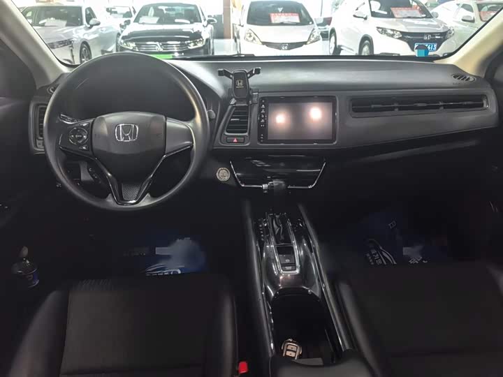 Фото 10 - Honda Vezel