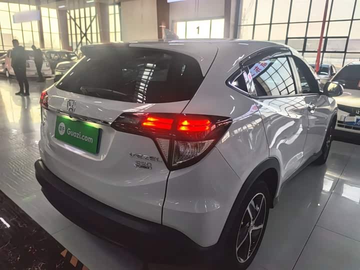 Фото 5 - Honda Vezel