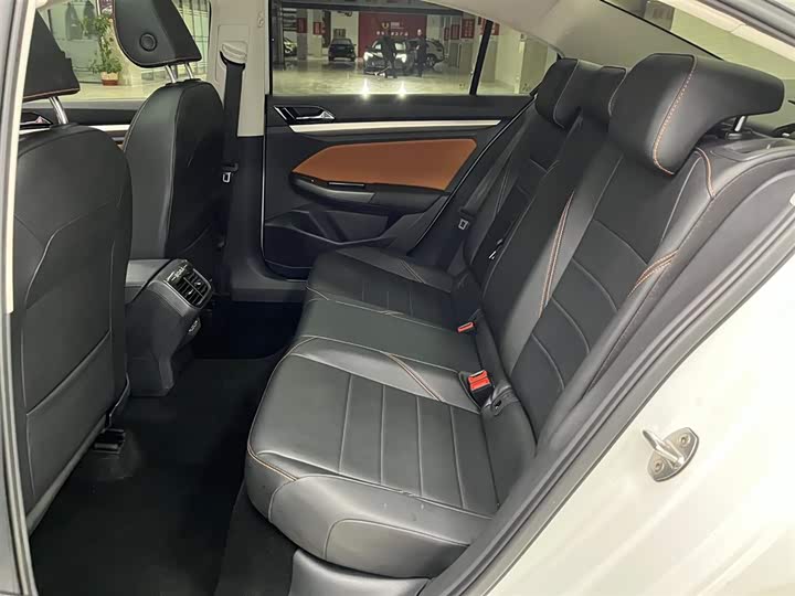 Фото 14 - Volkswagen Bora