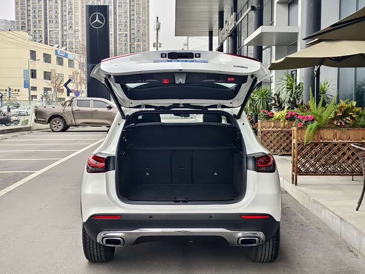 Фото 7 - Mercedes-Benz GLA-Class