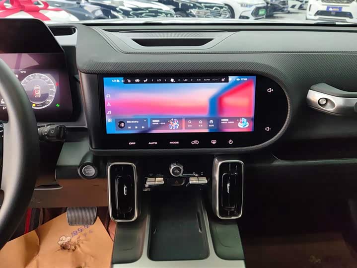 Фото 13 - Haval Dargo