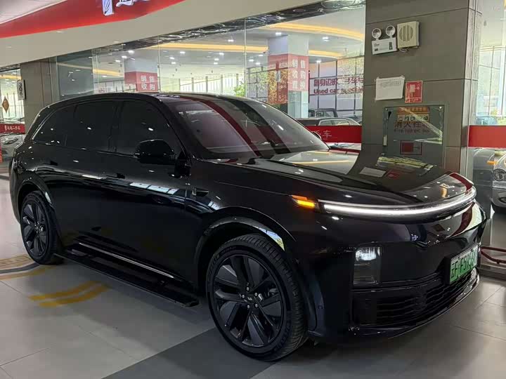 Фото 1 - LiXiang L7