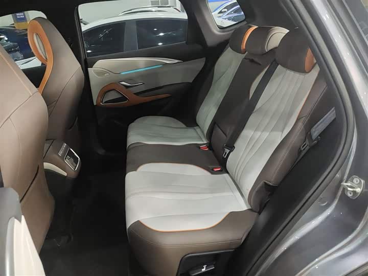 Фото 17 - BYD Song Pro Hybrid