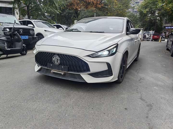 Фото 1 - MG Motor 5