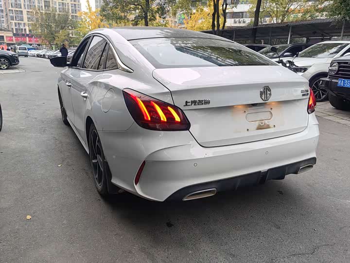 Фото 12 - MG Motor 5