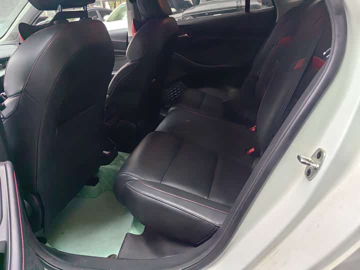 Фото 6 - MG Motor 5