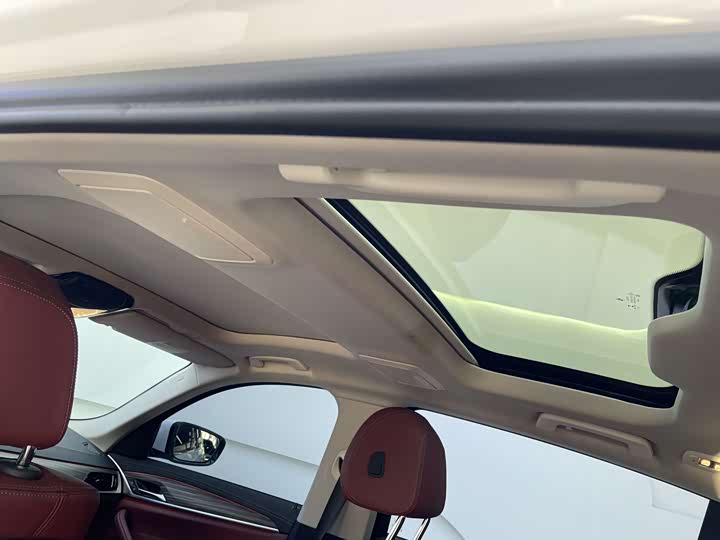 Фото 11 - BMW 5 Series Hybrid