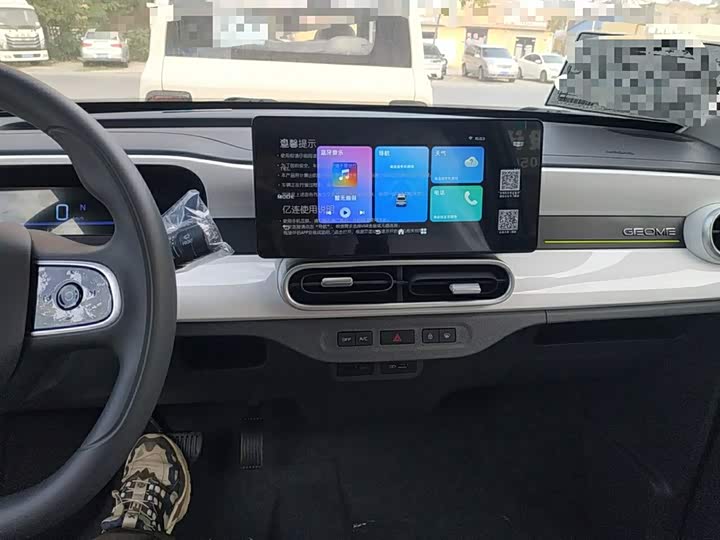 Фото 13 - Geely Galaxy Panda Mini