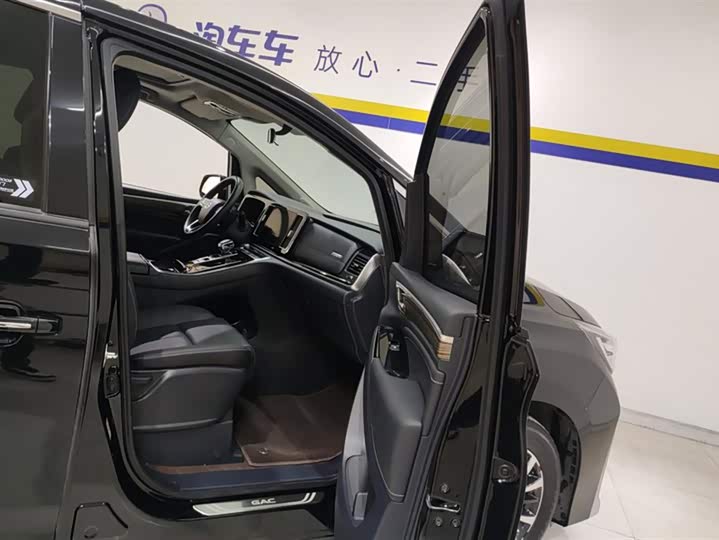 Фото 8 - GAC Trumpchi M8