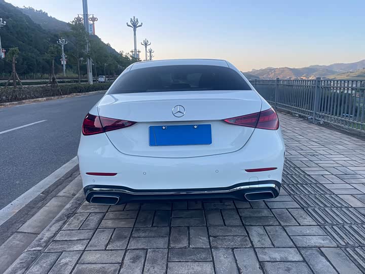 Фото 8 - Mercedes-Benz C-Class