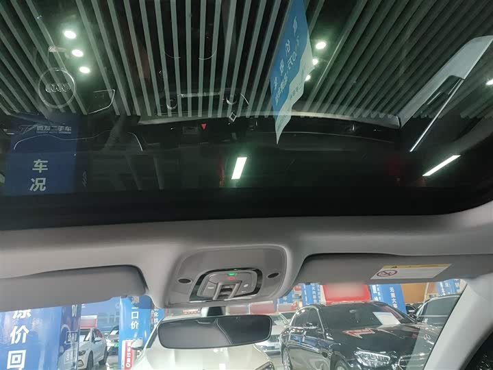 Фото 18 - Audi A4L