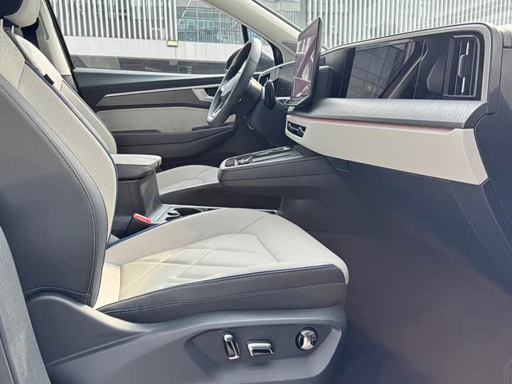 Фото 12 - Volkswagen Talagon