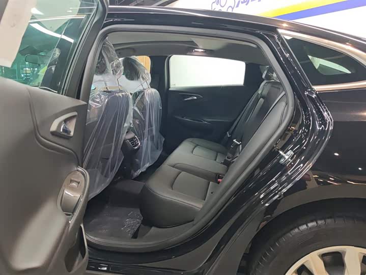 Фото 11 - Chevrolet Malibu XL