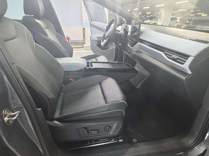 Фото 18 - Volkswagen ID.4 X