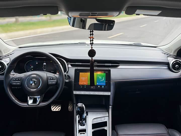 Фото 10 - MG Motor 6