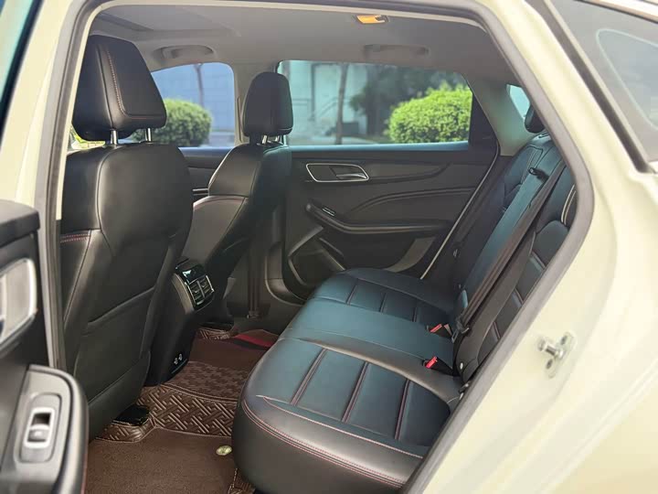 Фото 9 - MG Motor 6