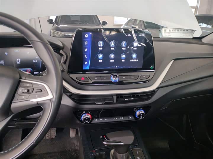 Фото 13 - Chevrolet Menlo