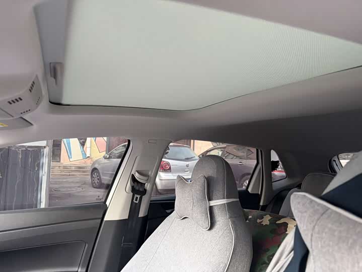 Фото 5 - Volkswagen Polo