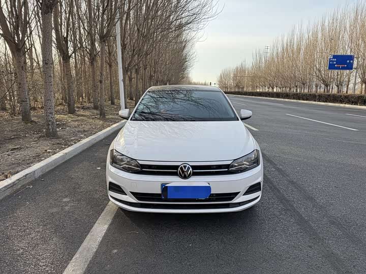 Фото 9 - Volkswagen Polo