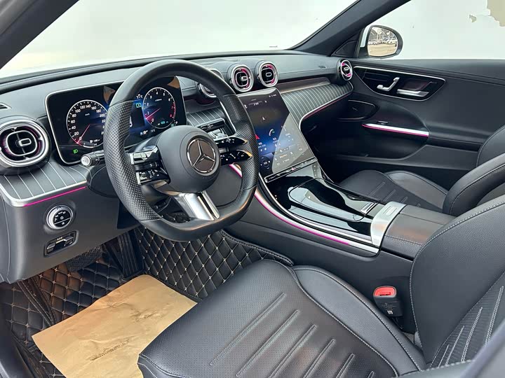 Фото 7 - Mercedes-Benz C-Class