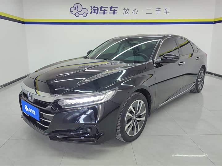 Фото 1 - Honda Accord