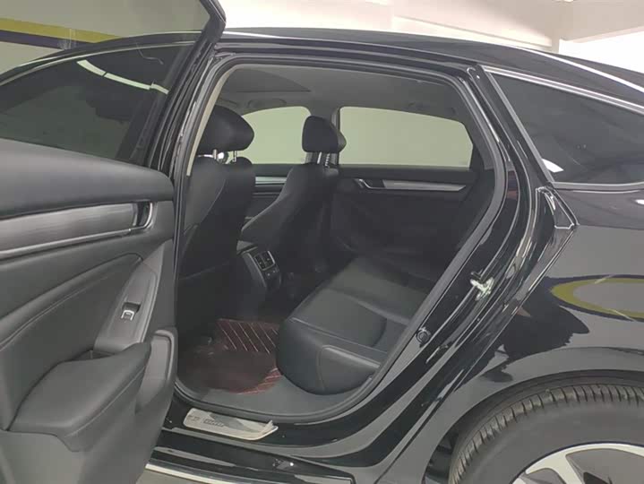 Фото 11 - Honda Accord