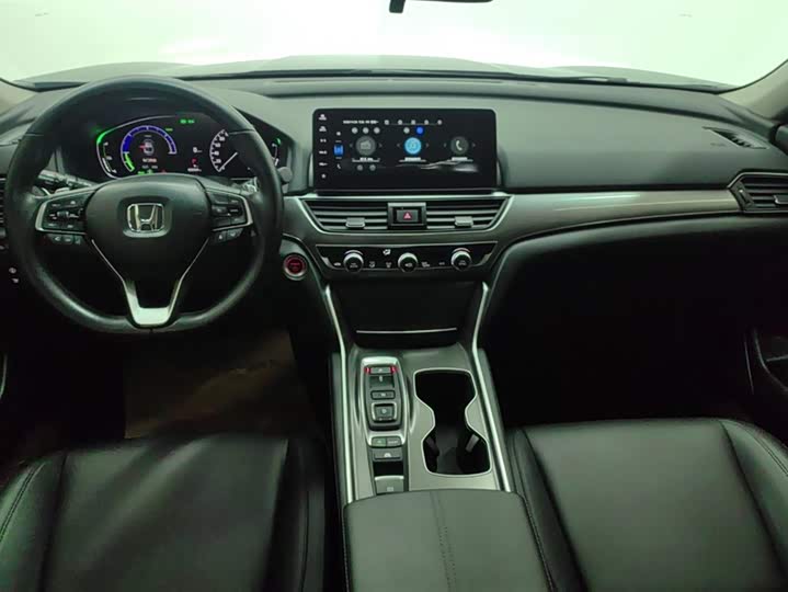 Фото 12 - Honda Accord