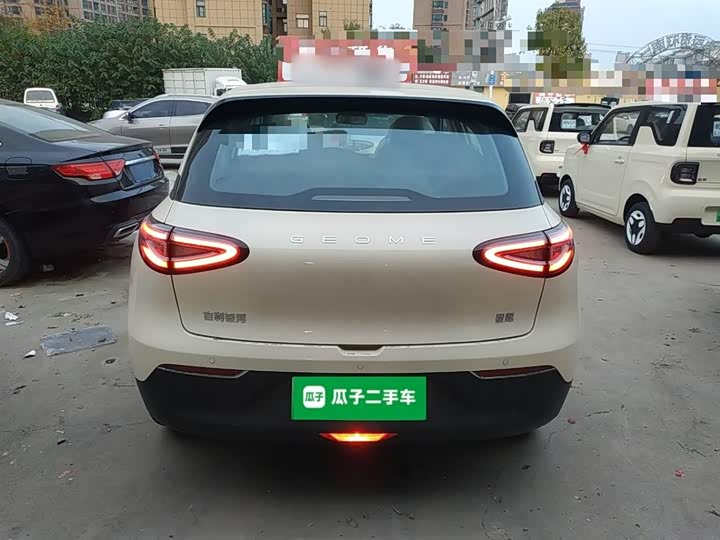 Фото 6 - Geely Galaxy Geome