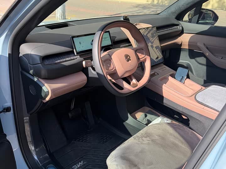 Фото 4 - Nio ES6