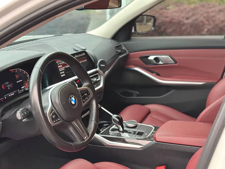 Фото 14 - BMW 3 Series