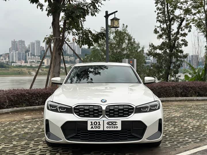 Фото 2 - BMW 3 Series